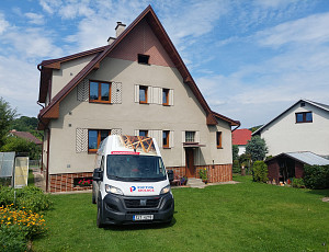 Zateplení stropu rodinného domu pomocí foukané izolace